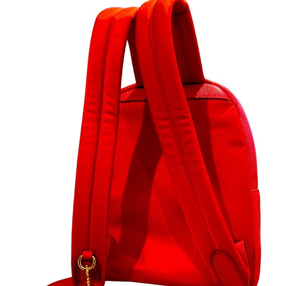 Coach small pebble Leather. - Picture 2 of 5